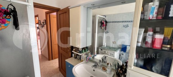 Apartamento de 2 habitaciónes en Pogliano Milanese, Italy No. 290546 16