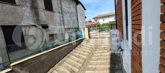 Apartamento de 2 habitaciónes en Pogliano Milanese, Italy No. 290546 18