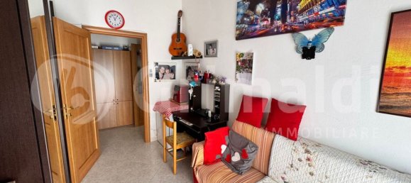 Apartamento de 2 habitaciónes en Pogliano Milanese, Italy No. 290546 8