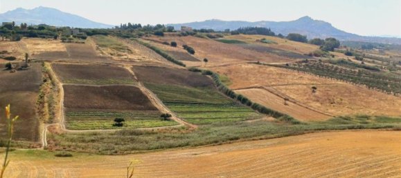 Grundstück in Sciacca, Italy 22000m², Nr. 122469 10