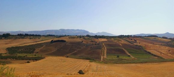 Grundstück in Sciacca, Italy 22000m², Nr. 122469 6