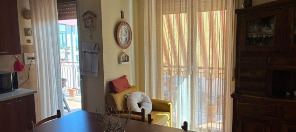 4 Schlafzimmer Wohnung in Riposto, Italy, Nr. 347290 25