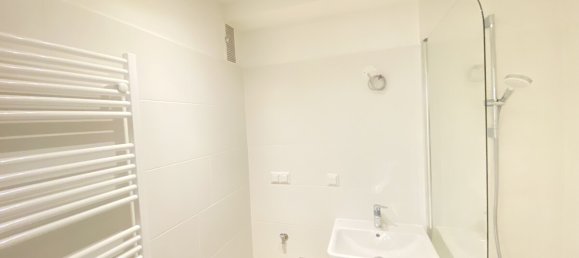 4 rooms Apartment in Penzing, Austria No. 141451 4