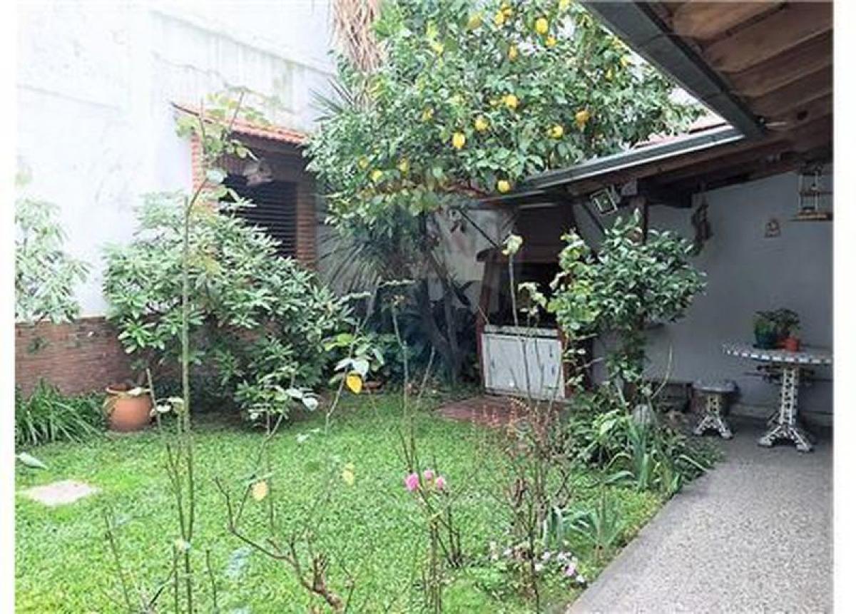 5 bedrooms House in Buenos Aires, Argentina No. 99471