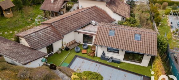 3 bedrooms Villa in Chozeau, France No. 193643 39