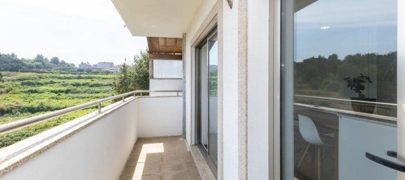 3 bedrooms Townhouse in Gondomar, Portugal No. 260700 15