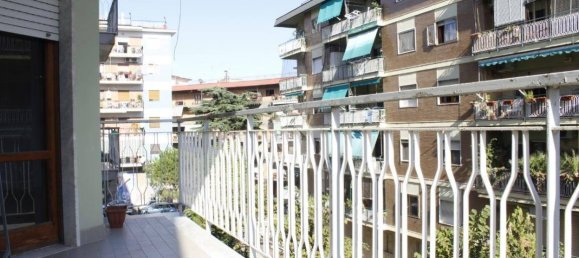 3 bedrooms Apartment in Naples, Italy No. 330295 5