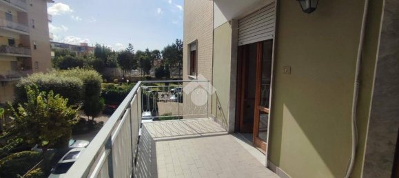 3 bedrooms Apartment in Naples, Italy No. 330295 4