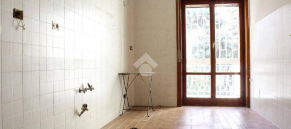 3 bedrooms Apartment in Naples, Italy No. 330295 24