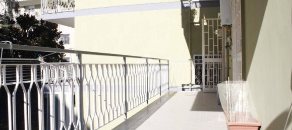 3 bedrooms Apartment in Naples, Italy No. 330295 17