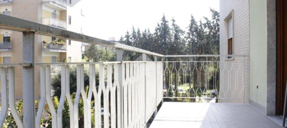 3 bedrooms Apartment in Naples, Italy No. 330295 15