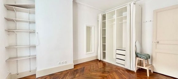 2 bedrooms Apartment in Paris, France No. 312091 9