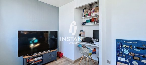 2 bedrooms Apartment in Saint-Maur-des-Fosses, France No. 171810 12