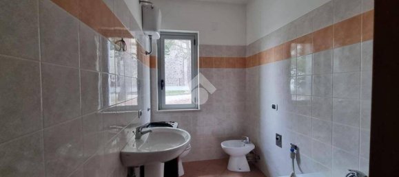 3 bedrooms House in Castellalto, Italy No. 160189 25