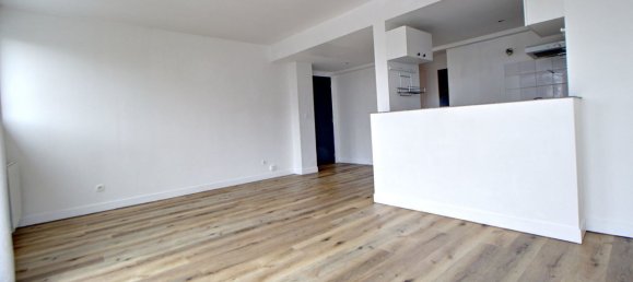 2 bedrooms Apartment in Verneuil-sur-Seine, France No. 166716 2