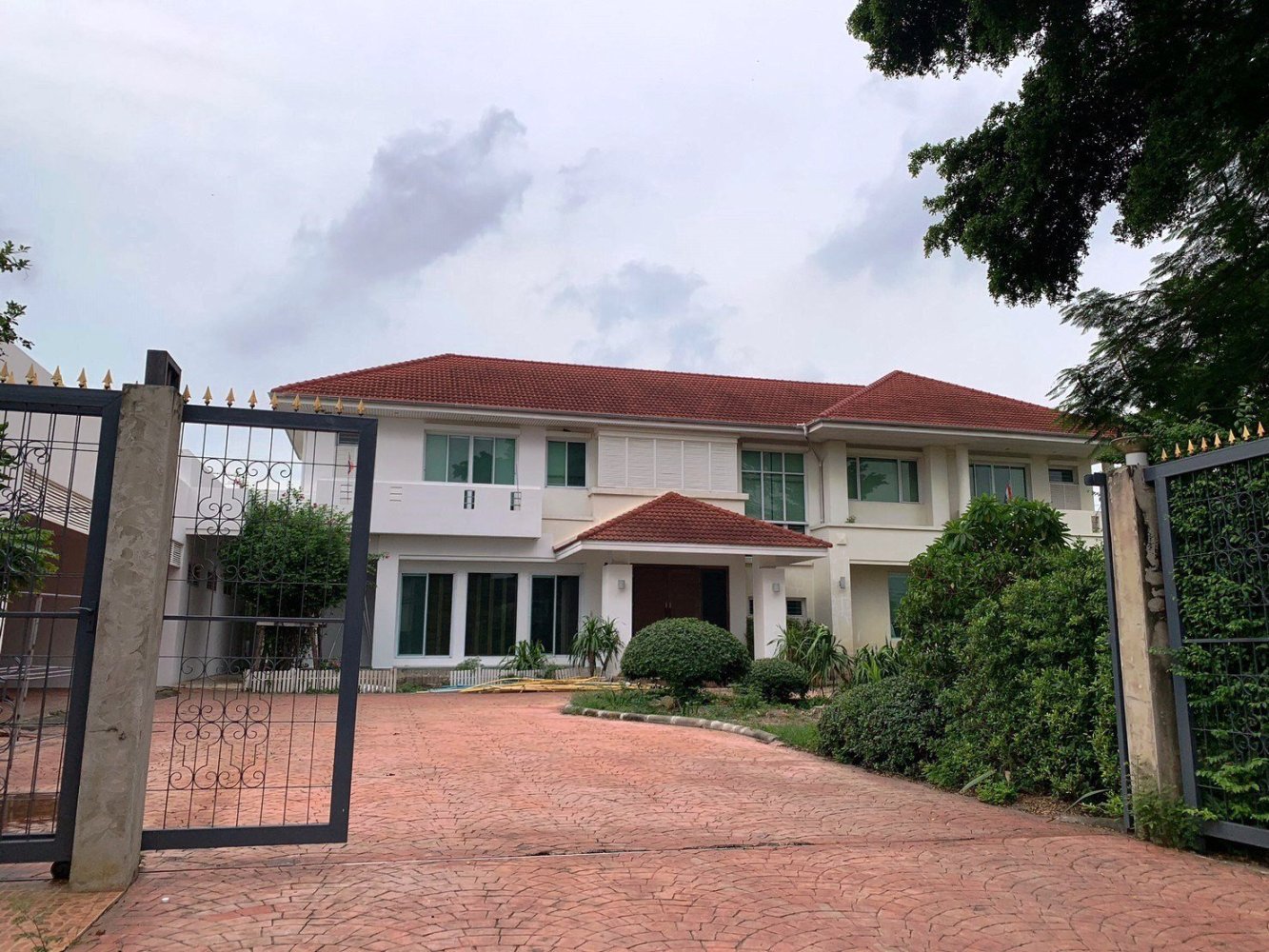 4 bedrooms Cafe / restaurant in Bangkok, Thailand No. 7608