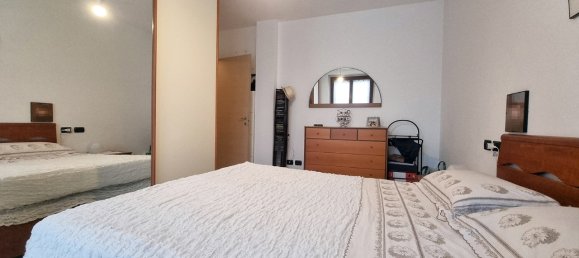 4 rooms House in Sulbiate, Italy No. 86778 6