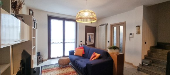 4 rooms House in Sulbiate, Italy No. 86778 2