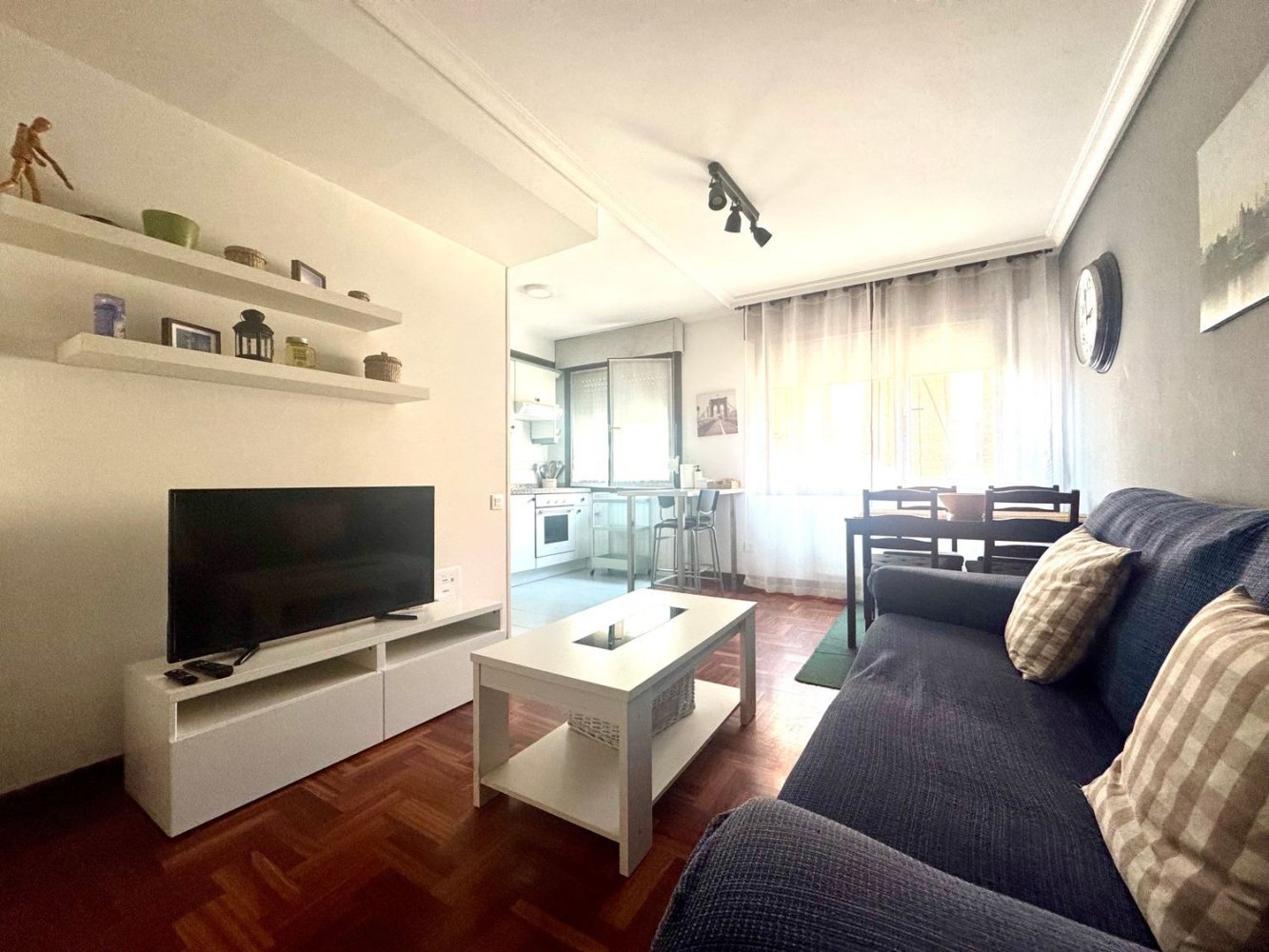 1 غرف نوم شقة في Gijon, Spain رقم 164566