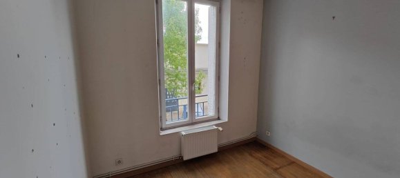 2 Schlafzimmer Doppelhaus in Seine-et-Marne, France, Nr. 329891 3