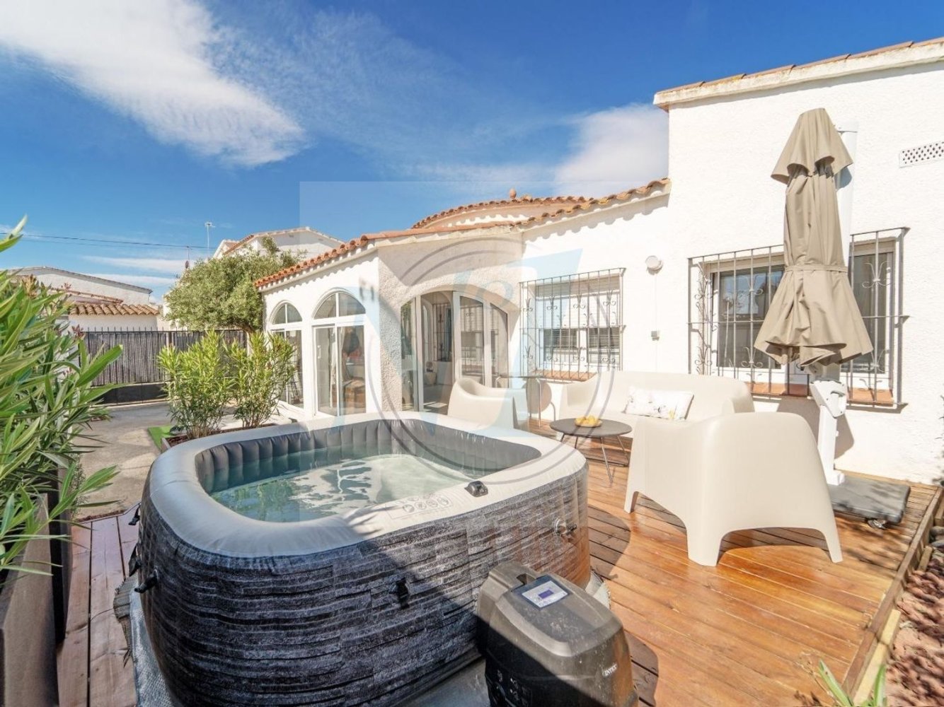 3 غرف نوم فيلا في Empuriabrava, Spain رقم 212289