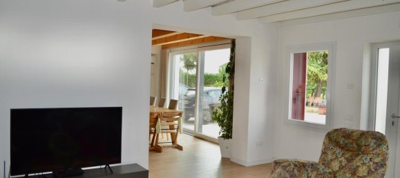 9 rooms House in Montecchio Precalcino, Italy No. 279080 4