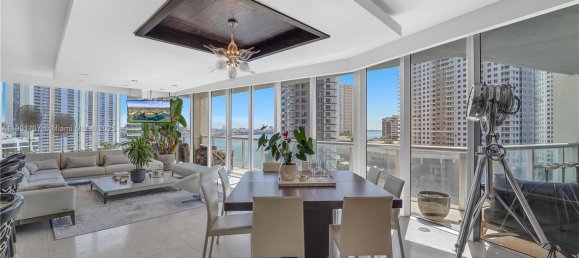 3 chambres propriété commerciale à louer à Miami, Miami-Dade, Florida, USA № 614283 5