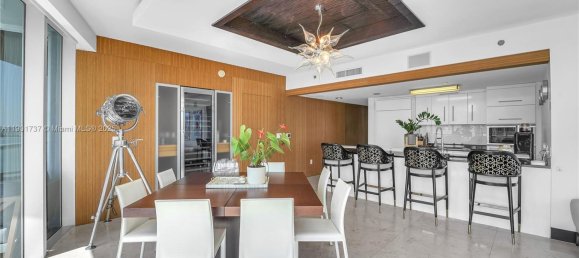 3 chambres propriété commerciale à louer à Miami, Miami-Dade, Florida, USA № 614283 9