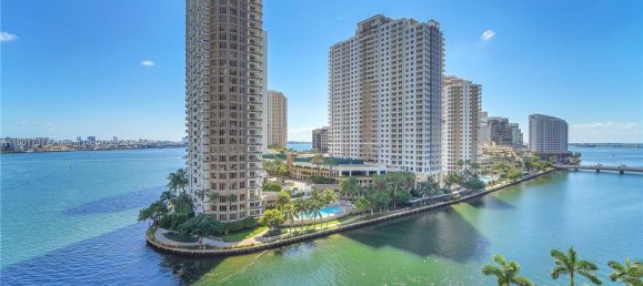 3 chambres propriété commerciale à louer à Miami, Miami-Dade, Florida, USA № 614283 18