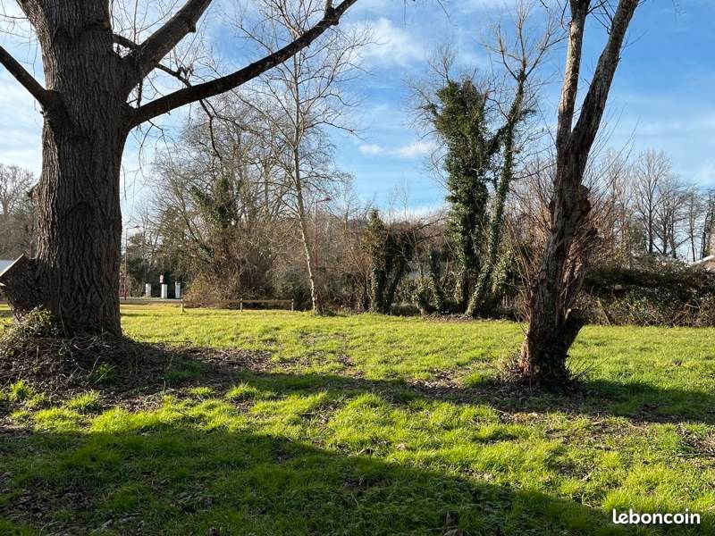 Земельный участок 698м² в Лабуер, Франция № 318839