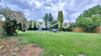  Land in Vienna, Austria No. 135714