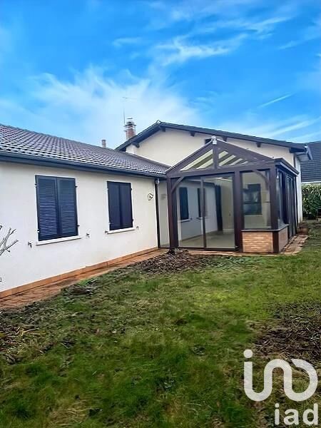 3 bedrooms House in Longvic, France No. 324915