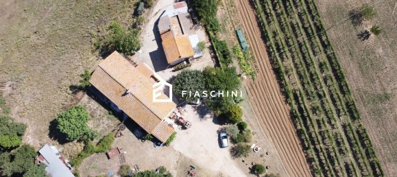 Casa de 4 dormitorios en Amelia, Italy No. 325185 5