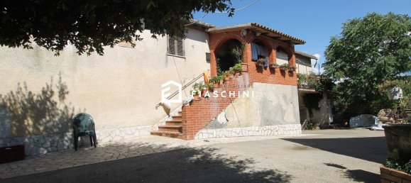 Casa de 4 dormitorios en Amelia, Italy No. 325185 16