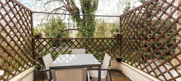 1 bedroom Apartment in St Johns Wood, United Kingdom No. 8930 2