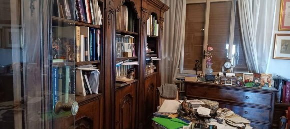 5 rooms Apartment in Alessandria, Italy No. 49099 3