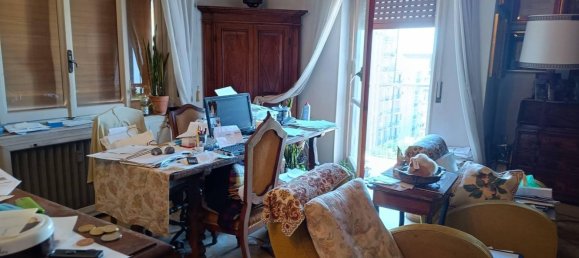 5 rooms Apartment in Alessandria, Italy No. 49099 5