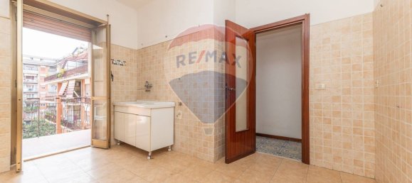 Apartamento T2 em Guidonia Montecelio, Italy N.º 87968 38