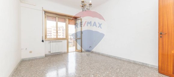 Apartamento T2 em Guidonia Montecelio, Italy N.º 87968 16