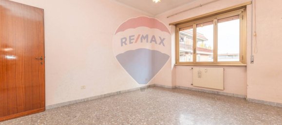 Apartamento T2 em Guidonia Montecelio, Italy N.º 87968 17