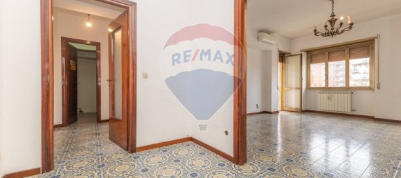 Apartamento T2 em Guidonia Montecelio, Italy N.º 87968 4