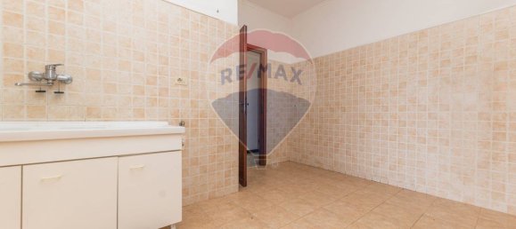 Apartamento T2 em Guidonia Montecelio, Italy N.º 87968 39