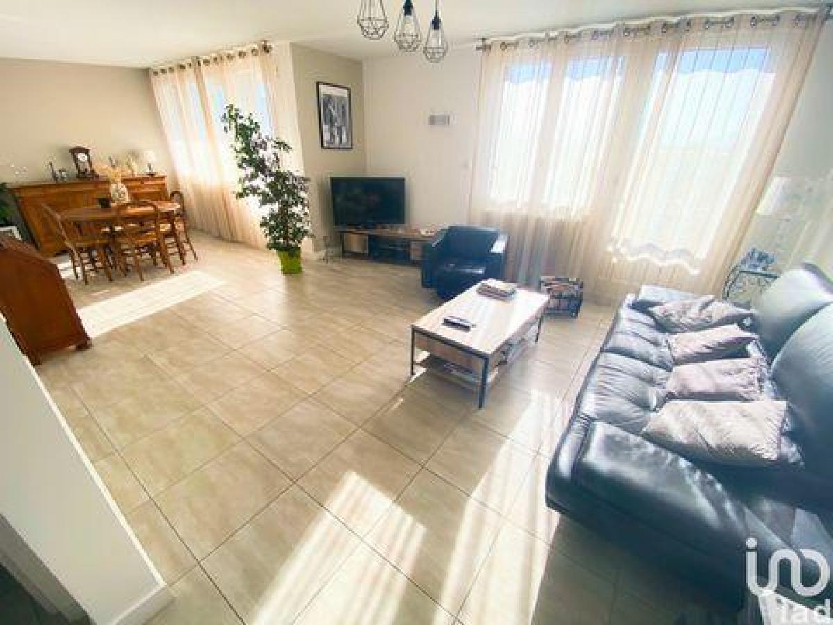 شقة 2 غرف نوم  في Fontaine, France رقم 35026