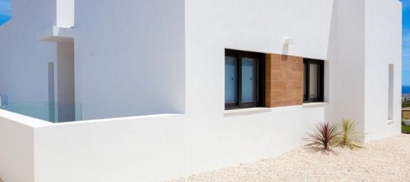 3 bedrooms Villa in Golf Bahia, Spain No. 10272 8