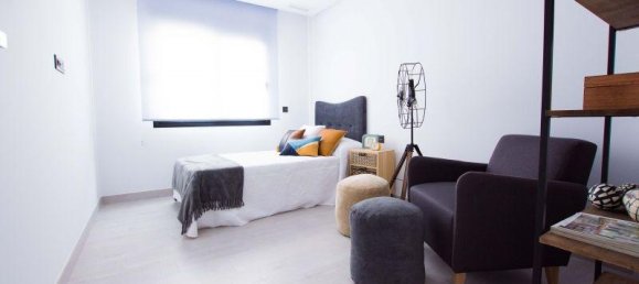 3 bedrooms Villa in Golf Bahia, Spain No. 10272 6