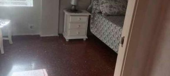 Apartamento de 3 dormitorios en Cádiz, Spain No. 187244 2