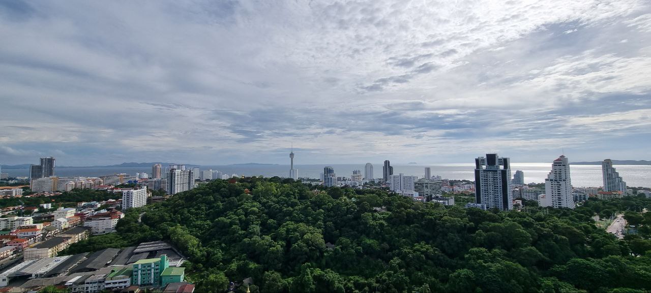 2 bedrooms Apartment in Pattaya, Thailand No. 11175