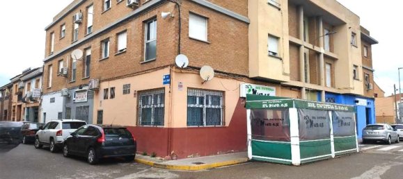 3 bedrooms Apartment in Zaragoza, Spain No. 137397 11