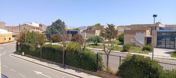 3 bedrooms Apartment in Zaragoza, Spain No. 137397 7