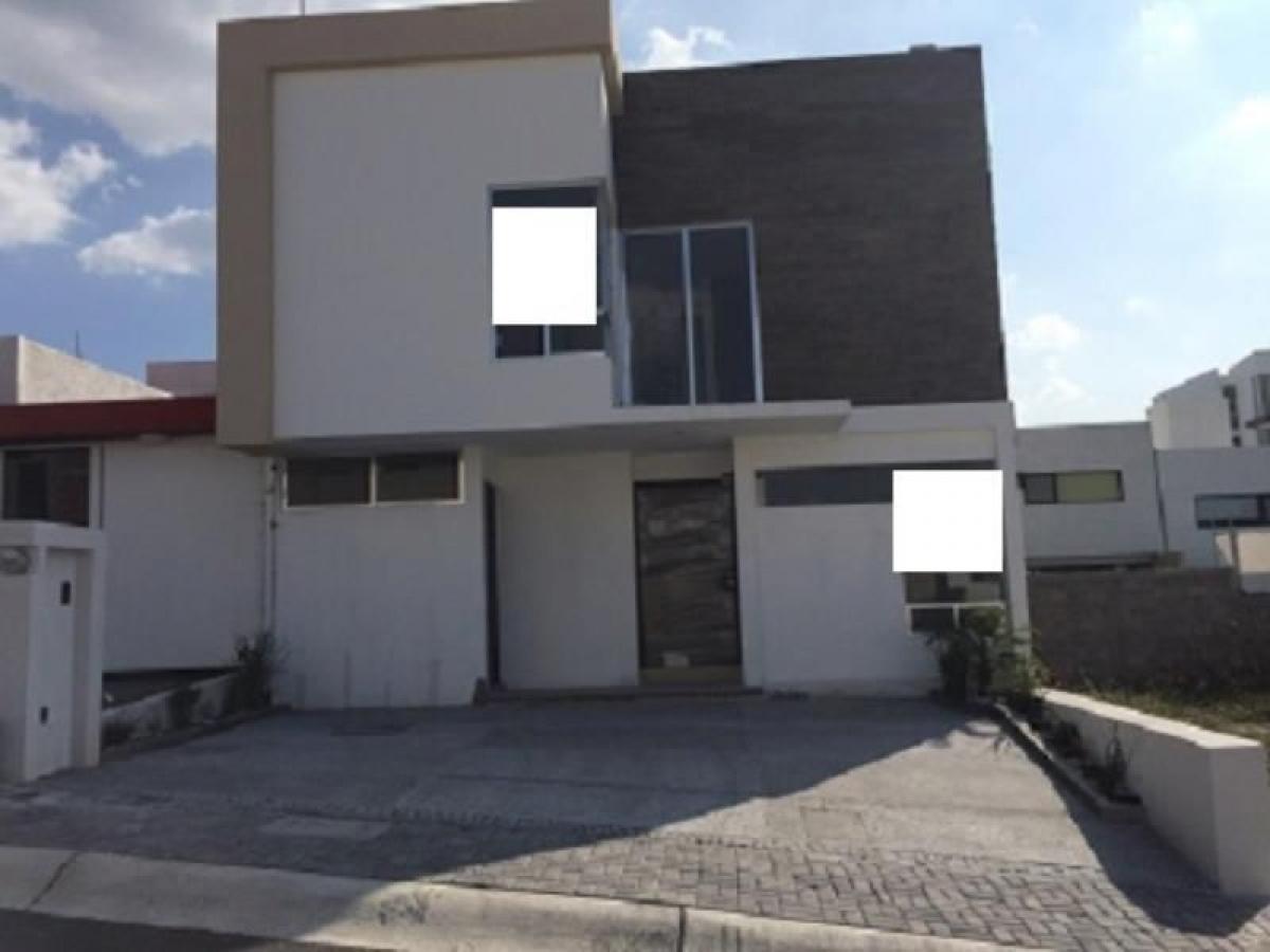 3 bedrooms House in Queretaro, Mexico No. 157700